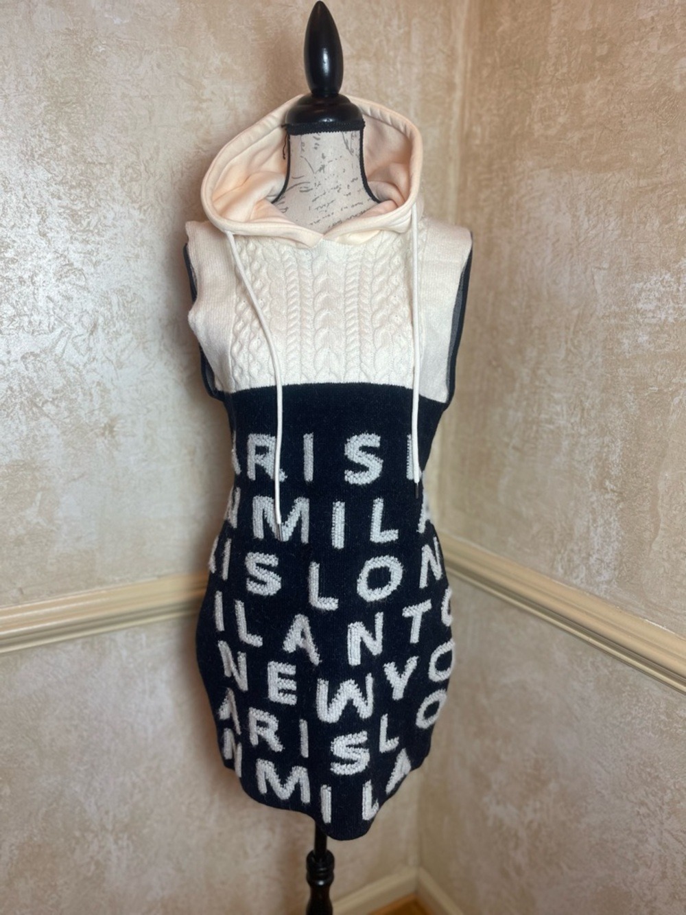 AKIRA ABC'S City Print Hoodie Mini Dress Sz XL Black White Cable Knit Streetwear - Picture 3 of 8